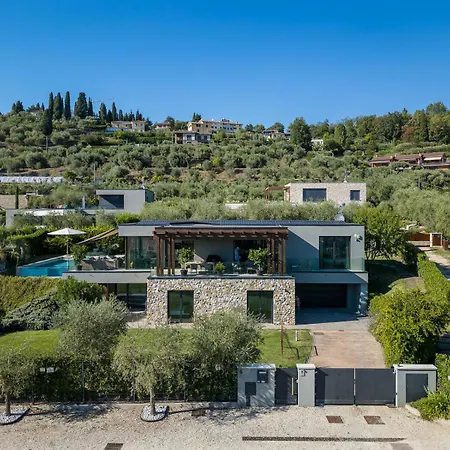 Luxury With Pool Garda (Verona)