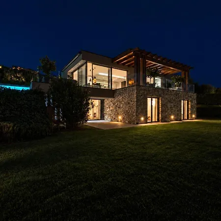 Luxury With Pool Villa