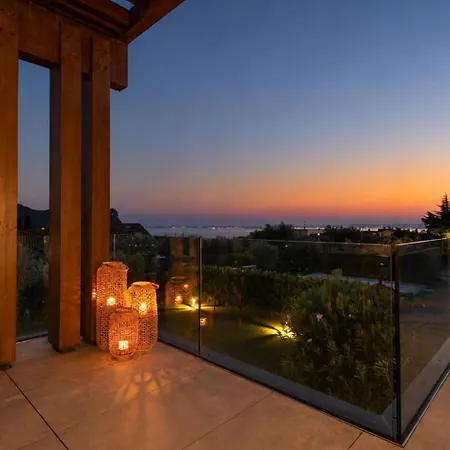 Luxury With Pool Villa *
