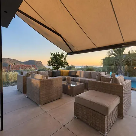 Villa Luxury With Pool Garda (Verona)